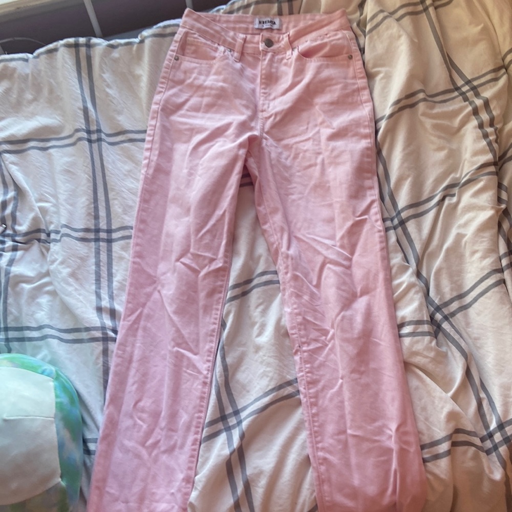 Light pink Tilly’s jeans loose fit like new